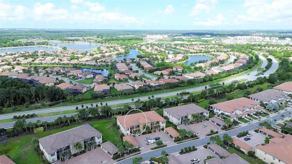 Property Slideshow image 2 of 53 | 13608 messina loop 202, Bradenton, FL, 34211