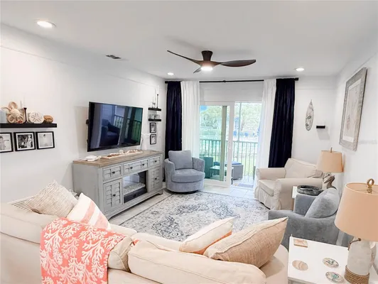 Property Slideshow image 2 of 25 | 863 audubon dr 863, Bradenton, FL, 34209