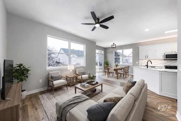 Property Slideshow image 3 of 34 | 733 s mecosta ln, Romeoville, IL, 60446