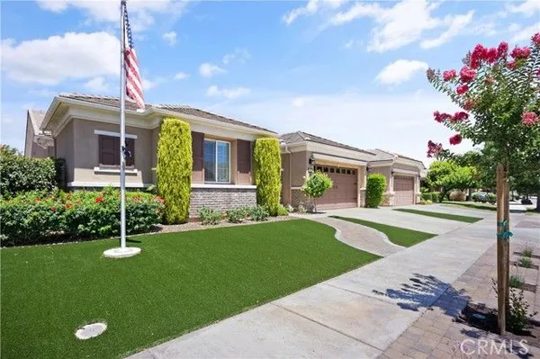 Property Slideshow image 3 of 59 | 5658 paseo famosa, Hemet, CA, 92545