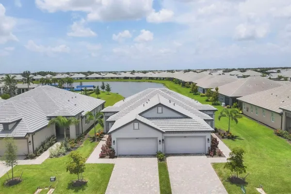 Property Slideshow image 3 of 64 | 17823 cherished loop, Bradenton, FL, 34211