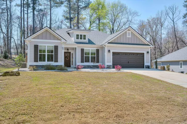 Property Slideshow image 2 of 35 | 140 godfrey dr 135 b, Mccormick, SC, 29835