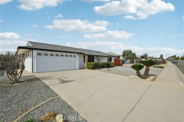 Property Slideshow image 3 of 24 | 28731 portsmouth dr, Menifee, CA, 92586