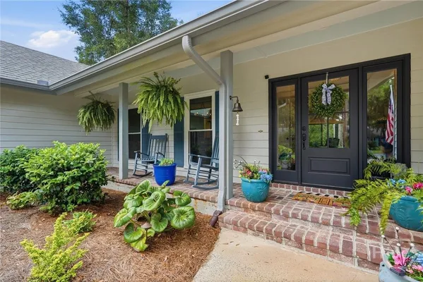 Property Slideshow image 3 of 43 | 6 sweetgum xing, Savannah, GA, 31411