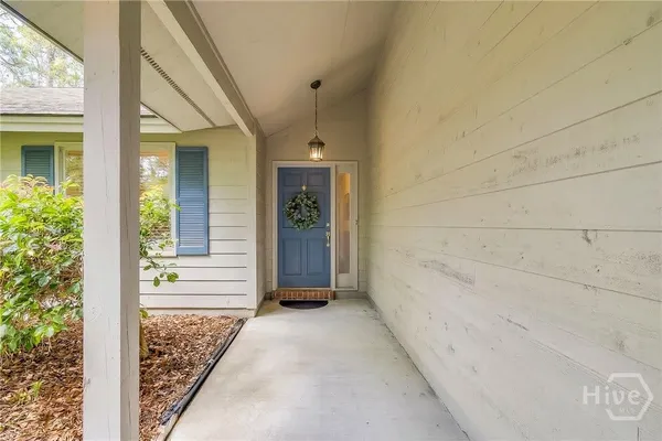 Property Slideshow image 2 of 50 | 60 village green cir, Savannah, GA, 31411