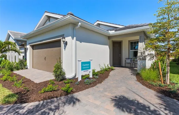 Property Slideshow image 2 of 14 | 10477 sea breeze ridge dr, Englewood, FL, 34223