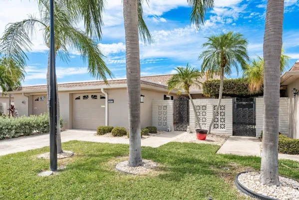 Property Slideshow image 3 of 62 | 417 boca ciega point blvd n # 417, St Petersburg, FL, 33708