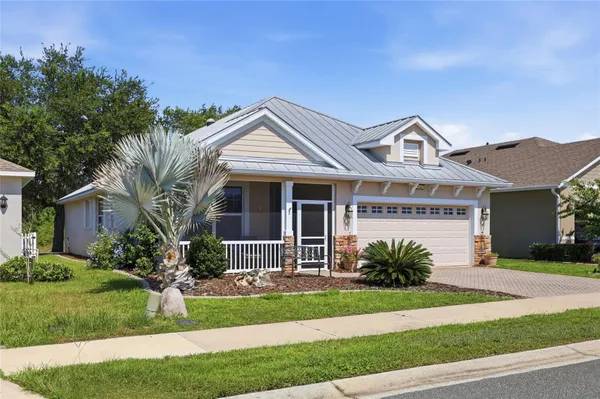 Property Slideshow image 2 of 44 | 6342 sanders grove cir, Okahumpka, FL, 34762