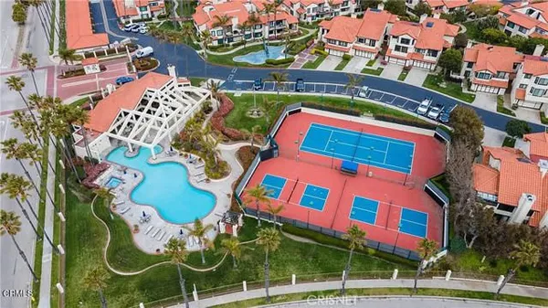 Property Slideshow image 3 of 43 | 4427 antigua way, Oxnard, CA, 93035