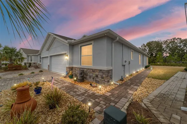 Property Slideshow image 2 of 77 | 5361 nw 48th pl, Ocala, FL, 34482