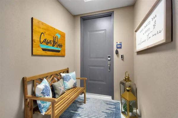 Property Slideshow image 3 of 94 | 395 aruba cir unit 101, Bradenton, FL, 34209