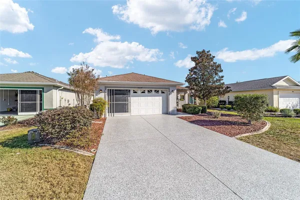 Property Slideshow image 2 of 43 | 9039 sw 102nd cir, Ocala, FL, 34481