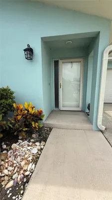 Property Slideshow image 2 of 51 | 2722 sherbrooke ln d, Palm Harbor, FL, 34684