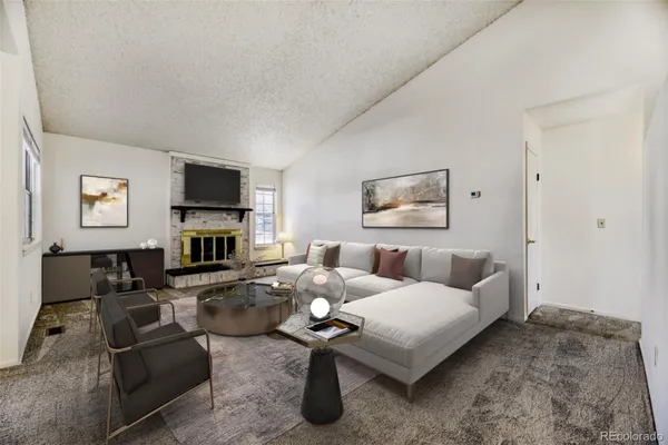 Property Slideshow image 3 of 28 | 13940 e linvale pl, Aurora, CO, 80014