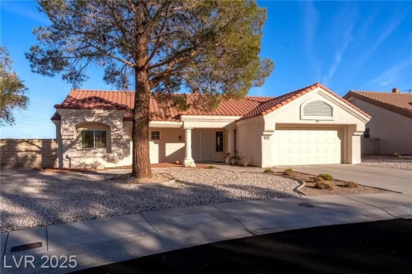 Property Slideshow image 3 of 28 | 3108 archwood way, Las Vegas, NV, 89134