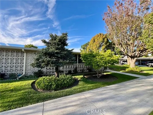 Property Slideshow image 2 of 6 | 1730 sunningdale rd, Seal Beach, CA, 90740