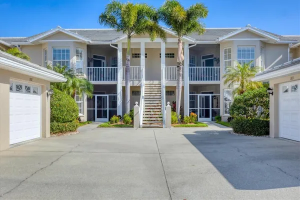 Property Slideshow image 2 of 69 | 107 woodbridge dr 102, Venice, FL, 34293