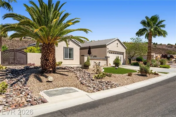 Property Slideshow image 3 of 44 | 2436 jada dr, Henderson, NV, 89044