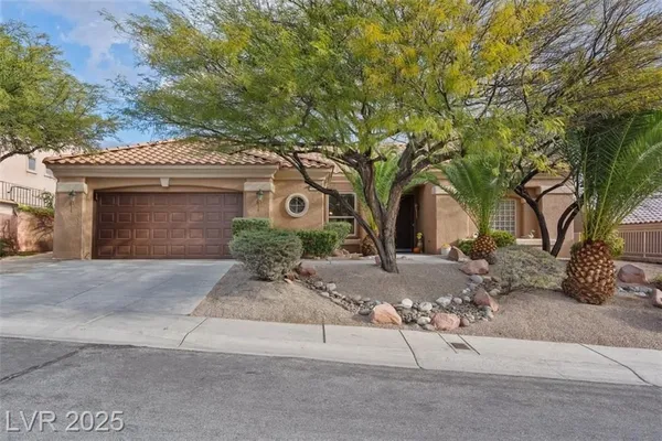 Property Slideshow image 2 of 32 | 10312 bent brook pl, Las Vegas, NV, 89134