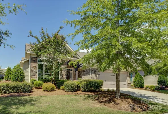 Property Slideshow image 3 of 48 | 14916 creeks edge dr, Charlotte, NC, 28278