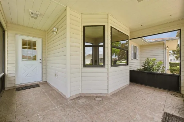 Property Slideshow image 3 of 43 | 3741 innisbrook dr, Lakeland, FL, 33810