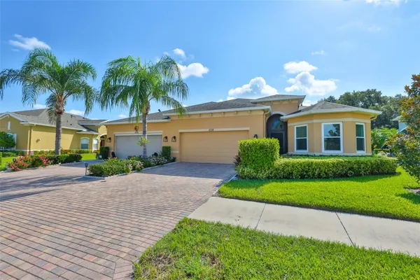 Property Slideshow image 2 of 45 | 658 chipper dr, Sun City Center, FL, 33573