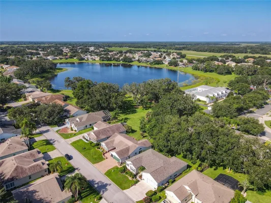 Property Slideshow image 3 of 62 | 3700 plantation blvd, Leesburg, FL, 34748