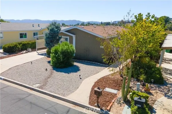 Property Slideshow image 2 of 30 | 38201 via la colina, Murrieta, CA, 92563