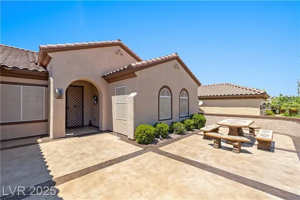 Property Slideshow image 3 of 31 | 2151 shadow canyon dr, Henderson, NV, 89044