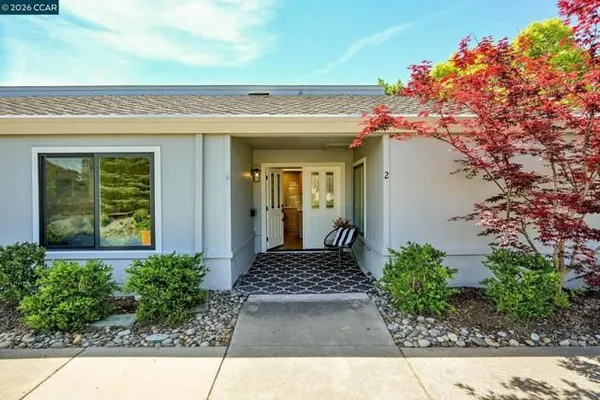 Property Slideshow image 3 of 36 | 2000 pine knoll dr 2, Walnut Creek, CA, 94595