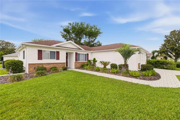 Property Slideshow image 2 of 69 | 13732 se 88th ct, Summerfield, FL, 34491