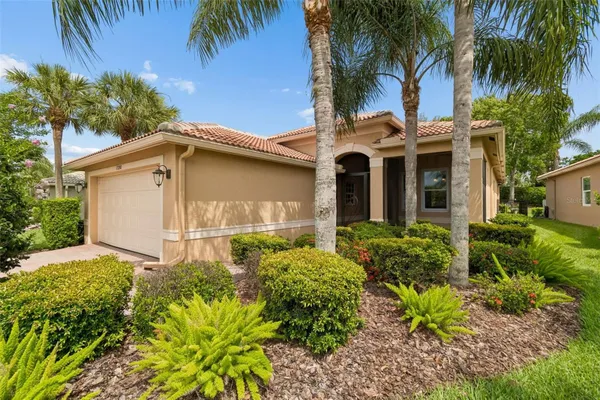 Property Slideshow image 3 of 75 | 15790 crystal waters dr, Wimauma, FL, 33598