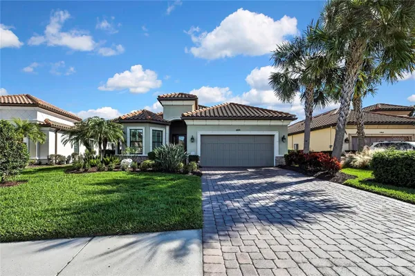Property Slideshow image 2 of 92 | 11470 bitola dr, Odessa, FL, 33556