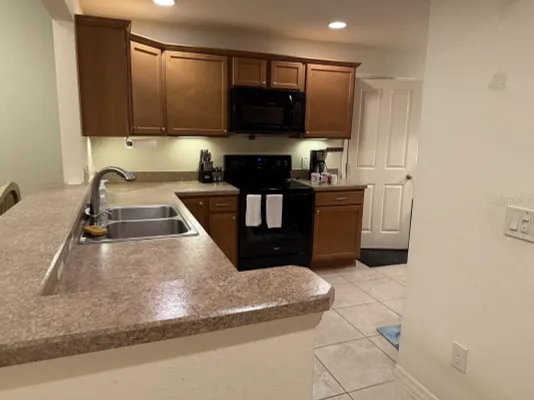 Property Slideshow image 3 of 10 | 1097 hollyhock way, The Villages, FL, 32163