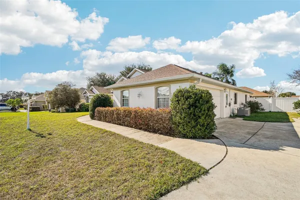 Property Slideshow image 2 of 27 | 8650 sw 55th ct, Ocala, FL, 34476