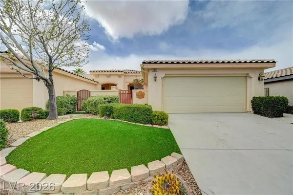 Property Slideshow image 3 of 48 | 5017 vincitor st, Las Vegas, NV, 89135