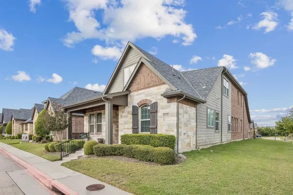 Property Slideshow image 3 of 27 | 8600 arrow dr, Mckinney, TX, 75070