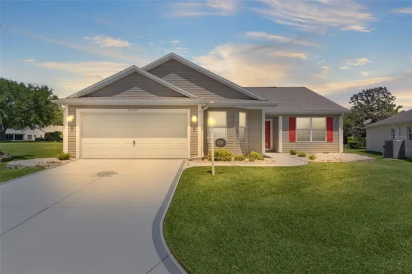 Property Slideshow image 2 of 50 | 17107 se 93rd exeter ct, The Villages, FL, 32162