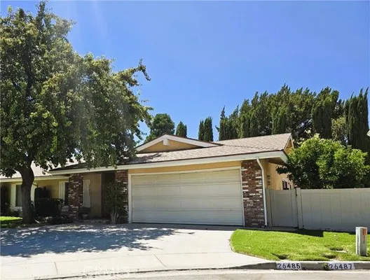 Property Slideshow image 3 of 37 | 26487 fairway cir, Newhall, CA, 91321