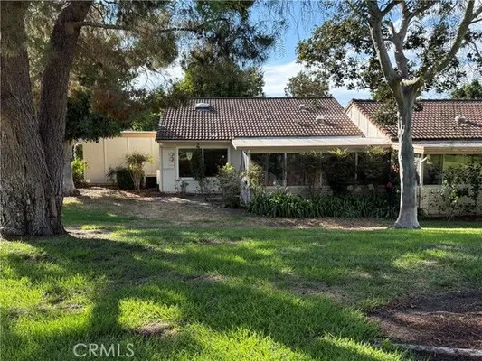 Property Slideshow image 3 of 32 | 5365 algarrobo d, Laguna Woods, CA, 92637