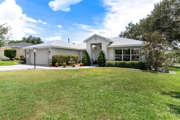 Property Slideshow image 2 of 82 | 5008 adriatic ave, Tavares, FL, 32778
