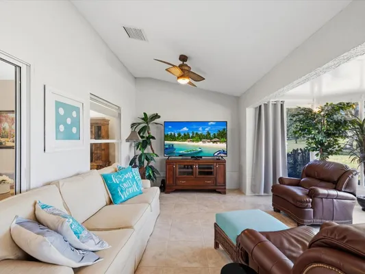 Property Slideshow image 3 of 32 | 1950 acadia greens dr, Sun City Center, FL, 33573