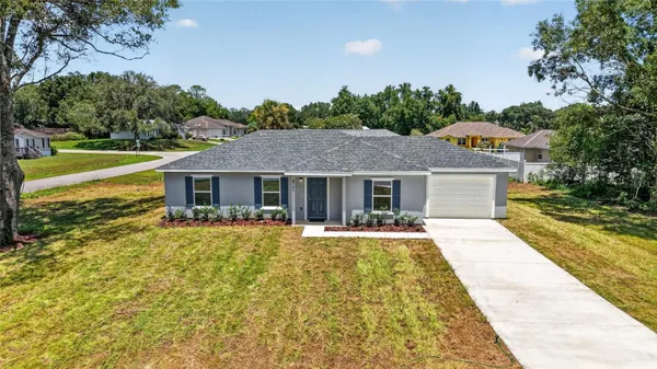 Property Slideshow image 3 of 50 | 6747 sw 86th pl, Ocala, FL, 34476