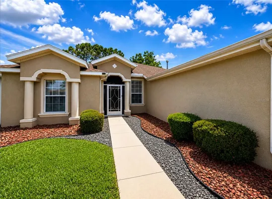Property Slideshow image 3 of 78 | 15597 sw 14th avenue rd, Ocala, FL, 34473