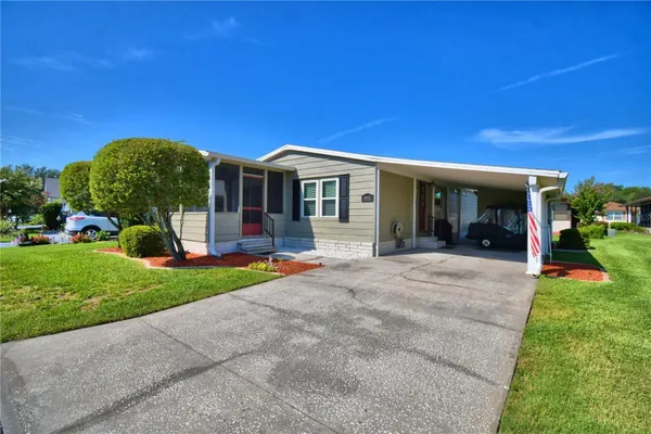 Property Slideshow image 2 of 68 | 4901 colonnades cir, Lakeland, FL, 33811
