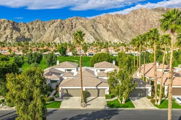 Property Slideshow image 2 of 33 | 55173 shoal crk, La Quinta, CA, 92253