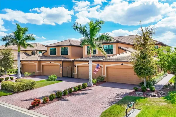 Property Slideshow image 3 of 79 | 6618 grand estuary trl 104, Bradenton, FL, 34212