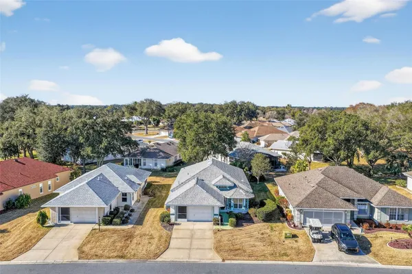 Property Slideshow image 3 of 68 | 21743 king john st, Leesburg, FL, 34748