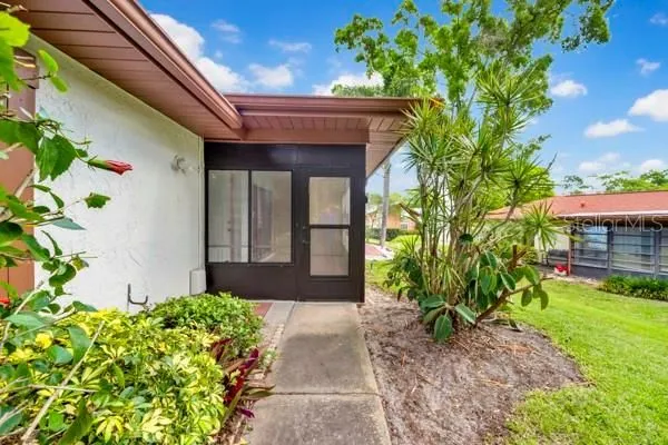 Property Slideshow image 2 of 39 | 2291 shelly dr d, Palm Harbor, FL, 34684