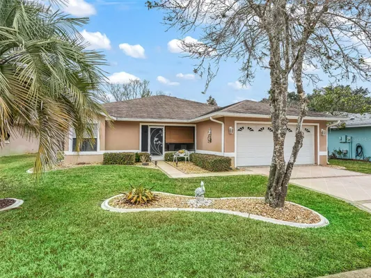 Property Slideshow image 2 of 44 | 32752 timberwood dr, Leesburg, FL, 34748